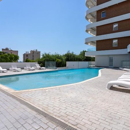 Oyster 1-Br Apt In Larnaca Exteriör bild