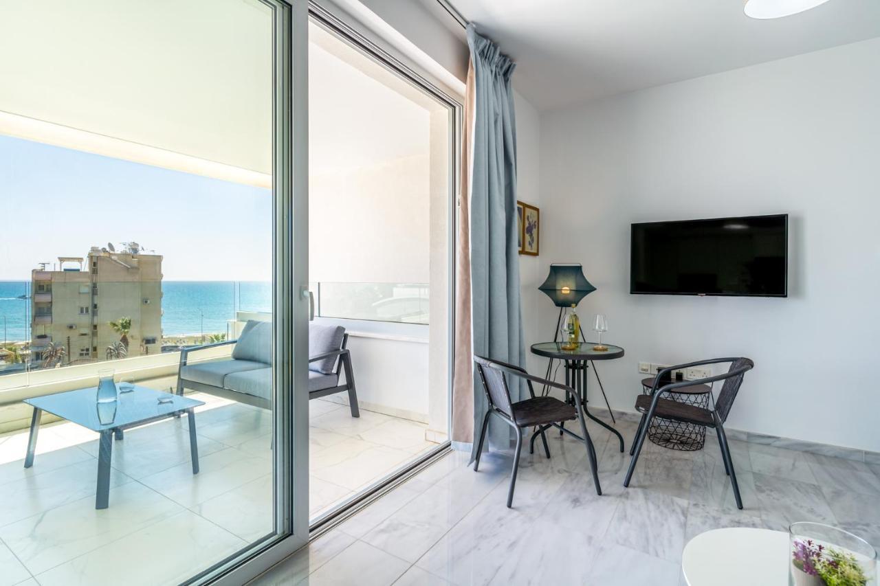 Oyster 1-Br Apt In Larnaca Exteriör bild