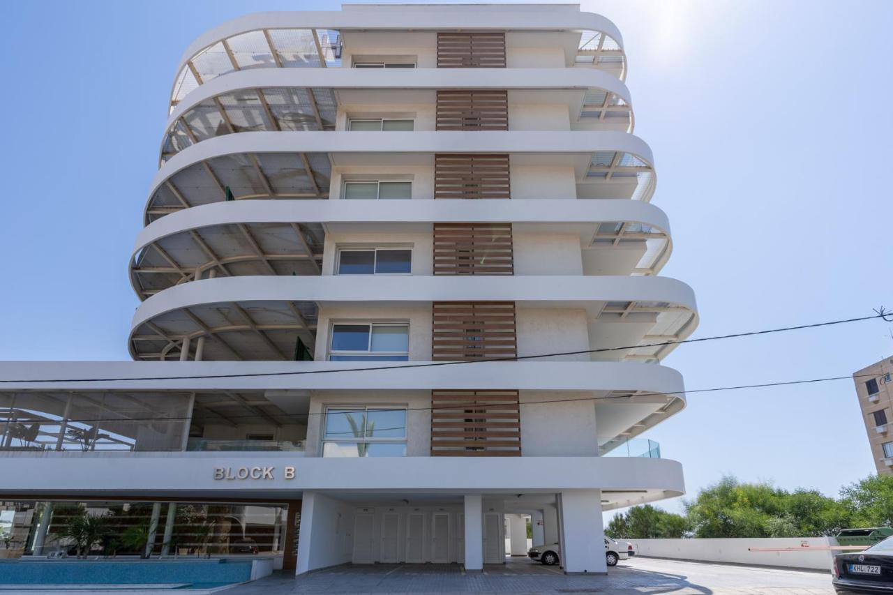 Oyster 1-Br Apt In Larnaca Exteriör bild
