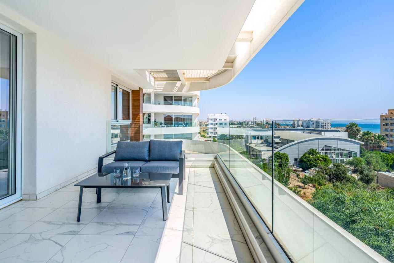 Oyster 1-Br Apt In Larnaca Exteriör bild